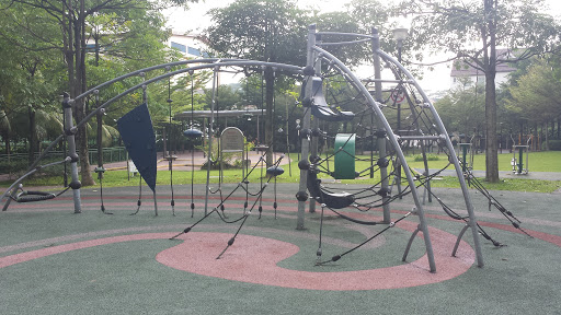 Spider Web Exercise at Sunshine Park