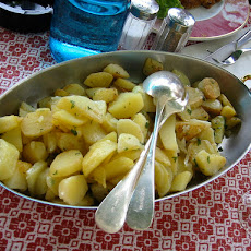 Portuguese Fried Potatoes  / Batas a Portuguesa