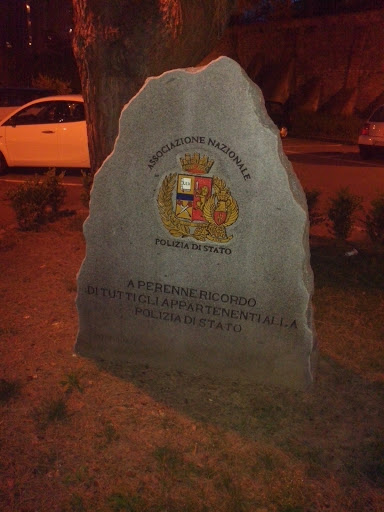Monumento Palatucci alla Polizia