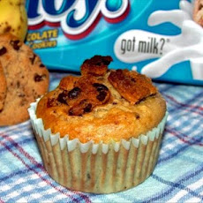 Chips Ahoy Banana Muffins