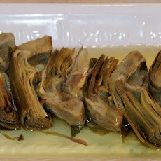 Carciofi alla Romana (Artichokes with Garlic and Mint)