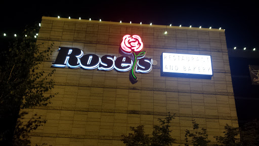 Rose's at Fisher's Landing
