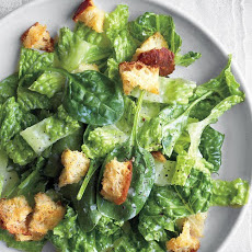 Romaine and Spinach with Buttermilk Dressing and Croutons