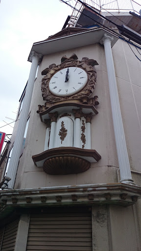 Big Mural Clock