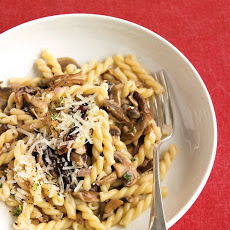 Pasta with Mixed Mushrooms and Thyme
