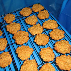 Low Carb Low Cal Banana Walnut Cookies