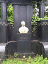 Grave of Bernard Mandelik