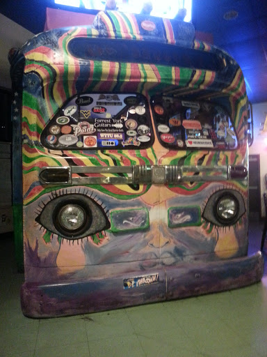 Art Bus at Mellow Mushroom 