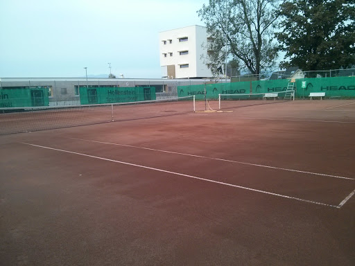Tennisplatz NO