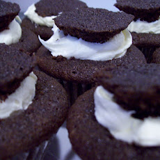 Homemade Hostess Cupcakes