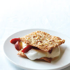 Crisp Wontons with Strawberries and Yogurt