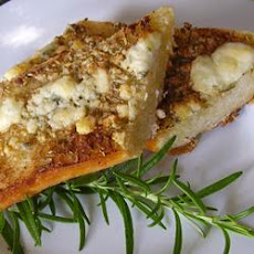 Rosemary Blue Cheese Garlic Bread