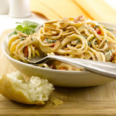 Pasta with Chicken and Almond Cream
