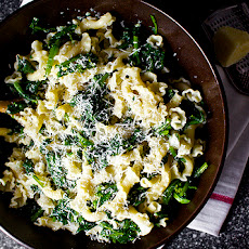 Pasta with Garlicky Broccoli Rabe