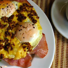 Dutch Uitsmijter: Fried Ham and Eggs With Mustard Cheese