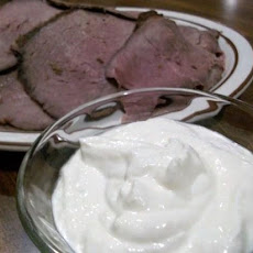 Creamy Horseradish Sauce for Roast Beef