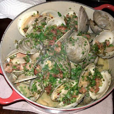 Dos XX Steamed Little Necks w/ Double Smoked Bacon, Garlic & Chilies
