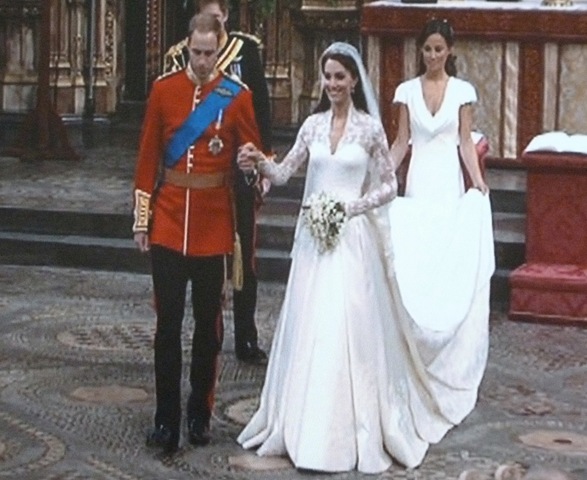[royal wedding 019[3].jpg]