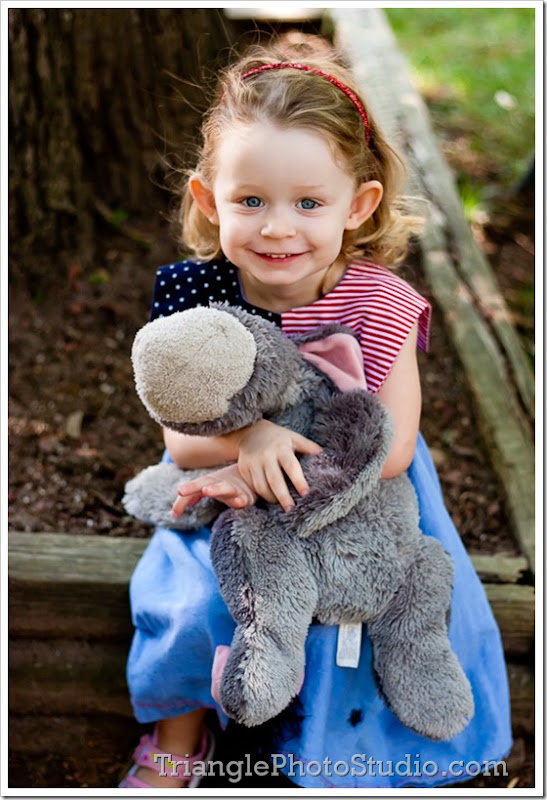 Savannah sporting the Red,white and blue.  - Steve Jackle - www.trianglephotostudio.com