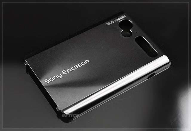 [sonyericssont700-vs-samsungu800soul-06[2].jpg]