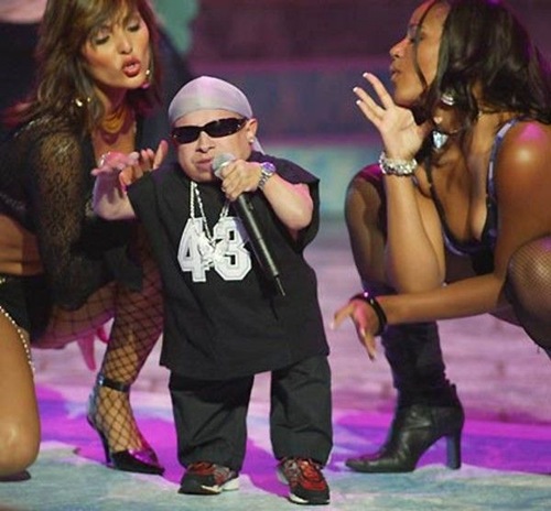 22Verne Troyer (8)