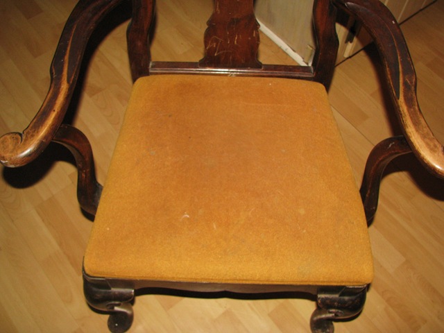 [No 33 chair BEFORE[2].jpg]