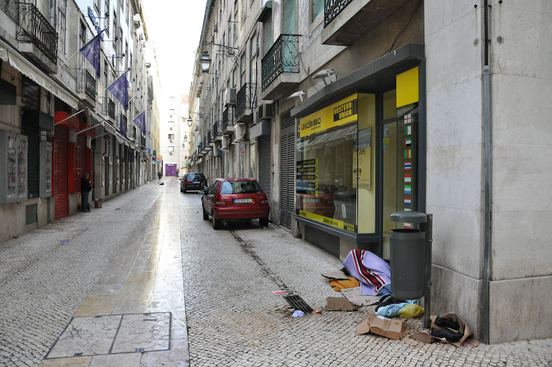 Бомжи в Лиссабоне