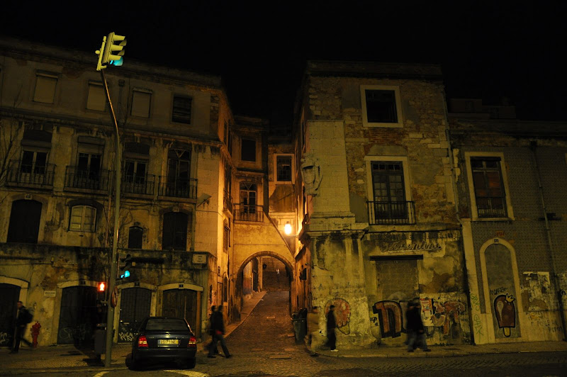 Типичная Лиссабонская улочка