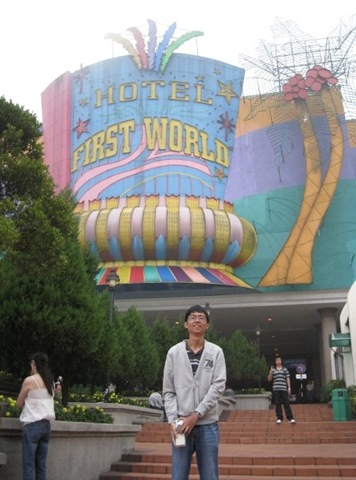 [6520_103479033725_547448725_1978216_2533503_n[2].jpg]