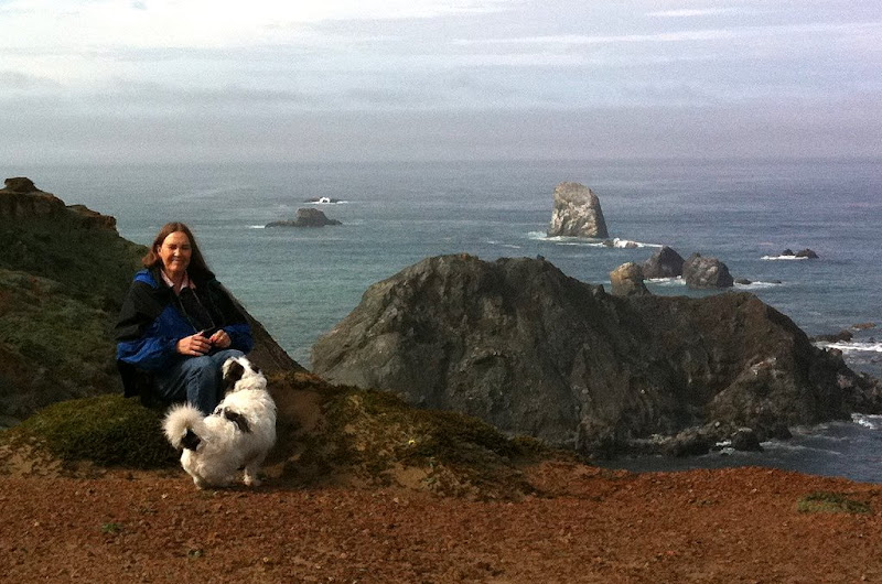 Linda and Frodo on Blacklock Point
