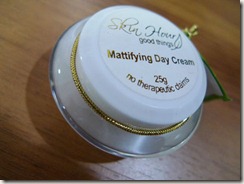 skin-hour-mattifying-day-cream