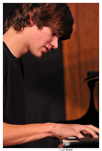 Bram De Looze (studying Jazz at Lemmens Institute, First Bachelor, at Ron van Rossum)