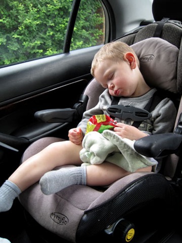 [mackasleepafterwork[2].jpg]