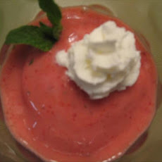 Chilled Strawberry Romance: the Soup (Low Fat)