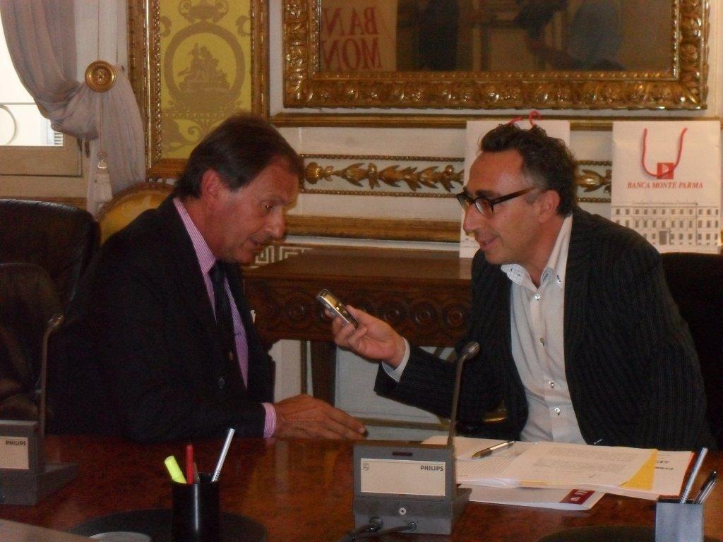 [majo intervista massimo de luca[2].jpg]