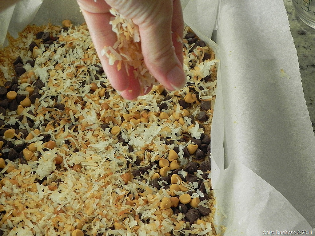 [DSCN61328.jpg&description=Magic Bars-Seven Layer Bars')]