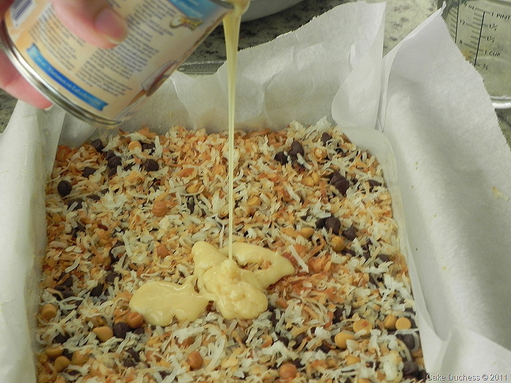 [DSCN61347.jpg&description=Magic Bars-Seven Layer Bars')]