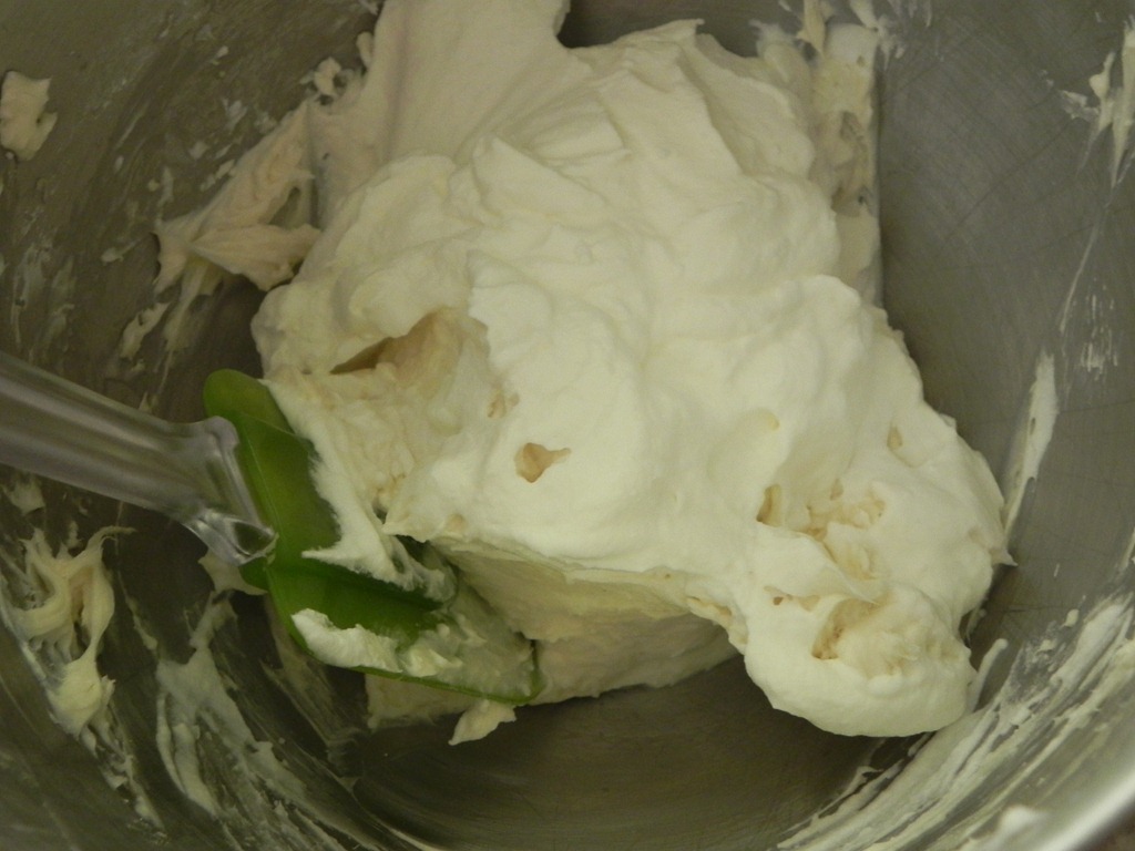 [DSCN76614.jpg&description=Strawberry No-Bake Cheesecake and Mother’s Day')]