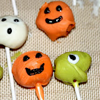 Emmy's Halloween Cake Monsters on a Stick