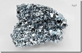 800px-Osmium_crystals 800px-Osmium_crystals