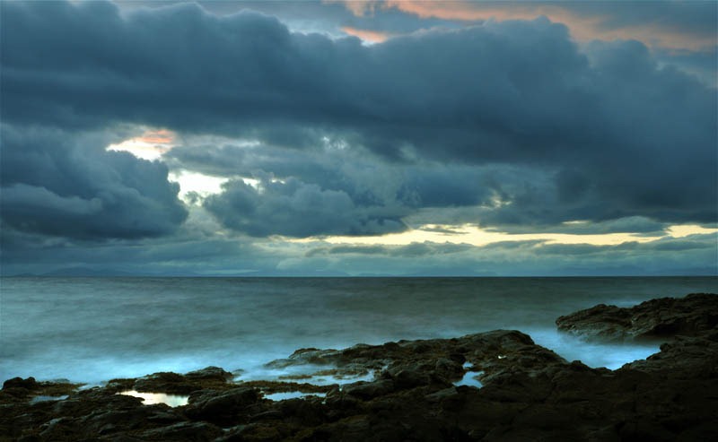 [Low light on the Little Minch[8].jpg]