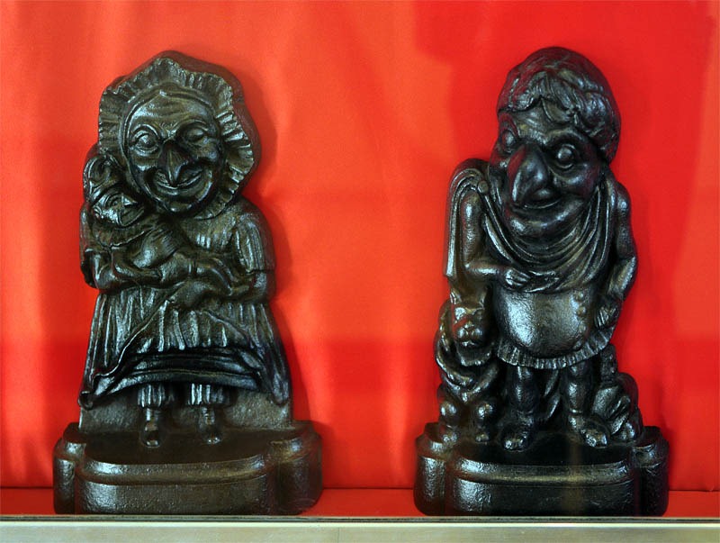 [Punch and Judy[3].jpg]