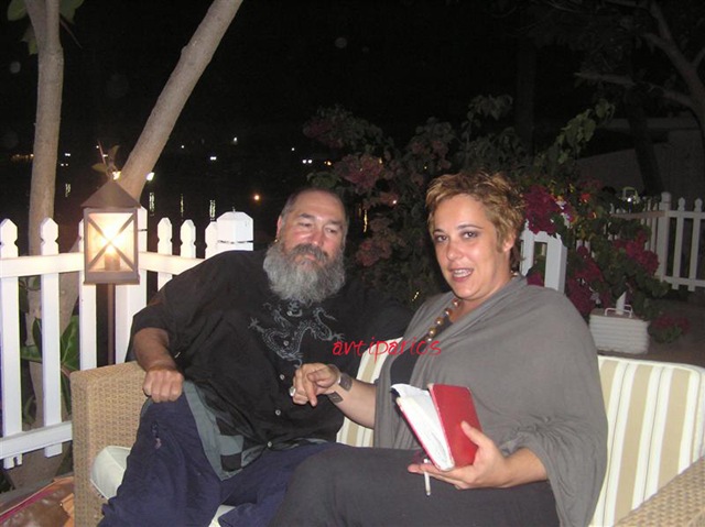 [P1010478 (Medium) copy[3].jpg]