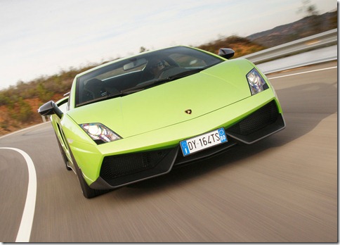 Lamborghini-Gallardo_LP570-4_Superleggera_2011_1024x768_wallpaper_07