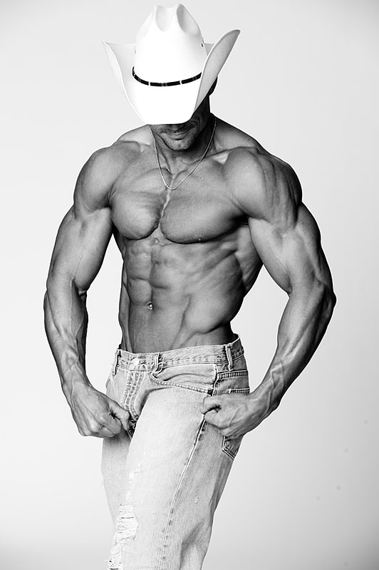 [Sexy-Male-Bodybuilder-Craig-Ritchie-04.jpg]