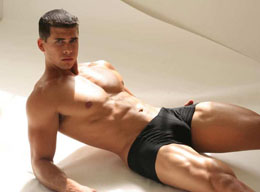 Hot Muscle Men in Underwear - What Color is Beautiful? Gallery 5