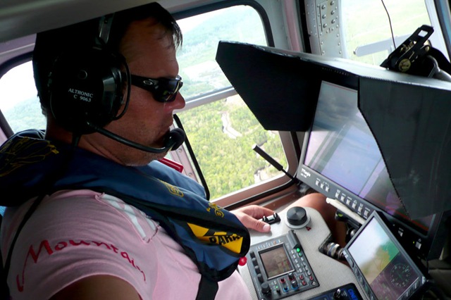 [helicoptere02[5].jpg]