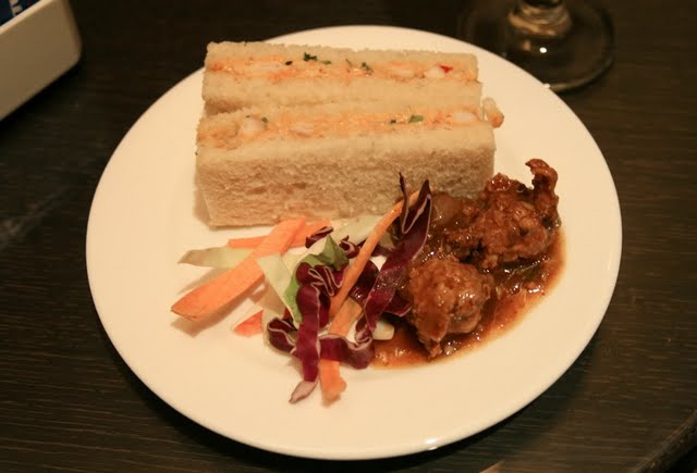 [Image: Kingfisher%20food3.jpg]