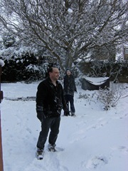 191210_Weather_Snowballs