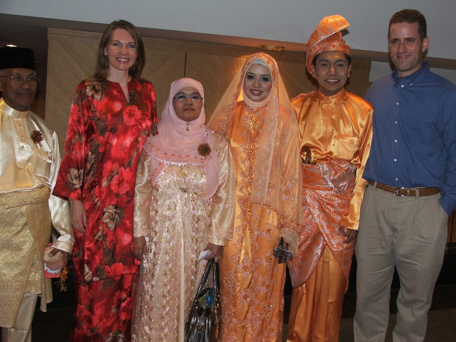 [Bride+Groom+K+and+G+good.jpg]